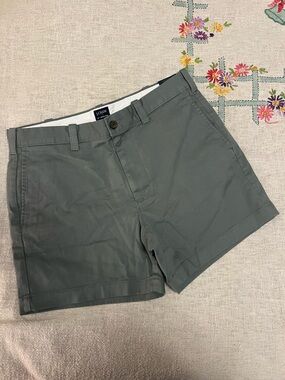 NWT men’s J. Crew 5” chino shorts